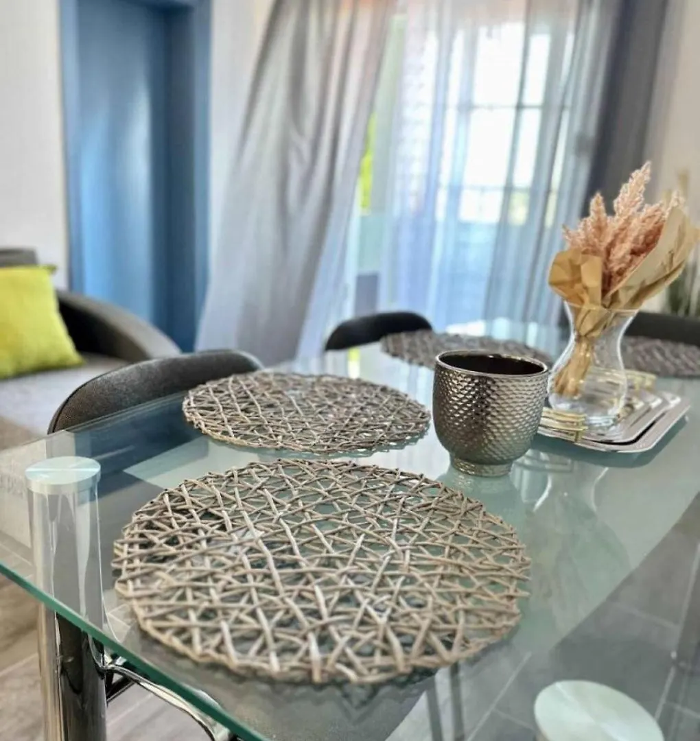 Apartments Mattisa - 150M From Sea Kruševo 0*,