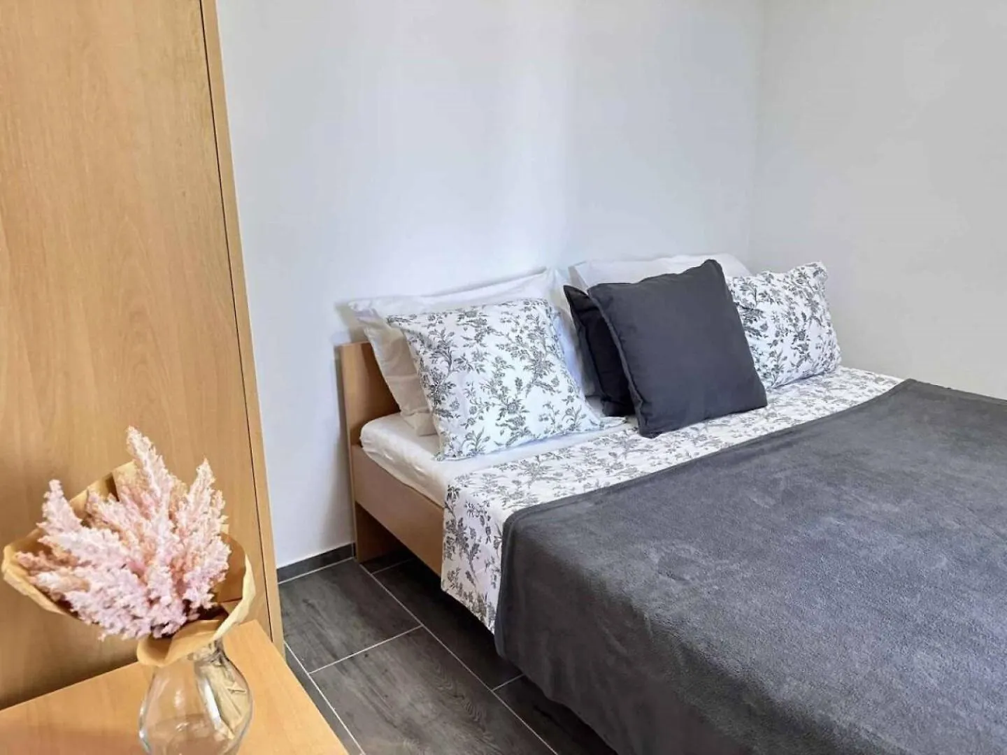 Apartments Mattisa - 150M From Sea Krusevo