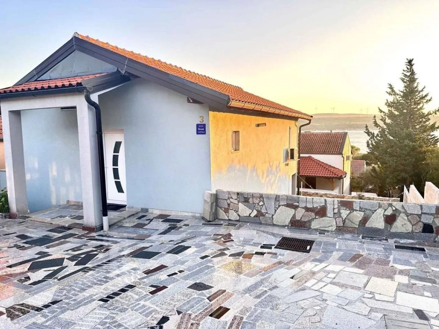 Apartments Mattisa - 150M From Sea Krusevo